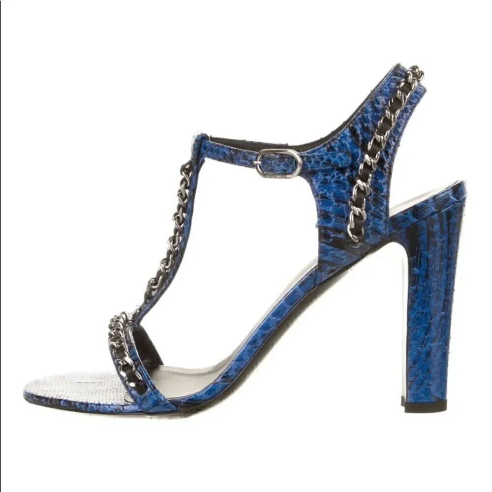 CHANEL Blue Python Heels Chainlink Detail/CC Logo |size: EU 38.5| - Picture 2 of 6